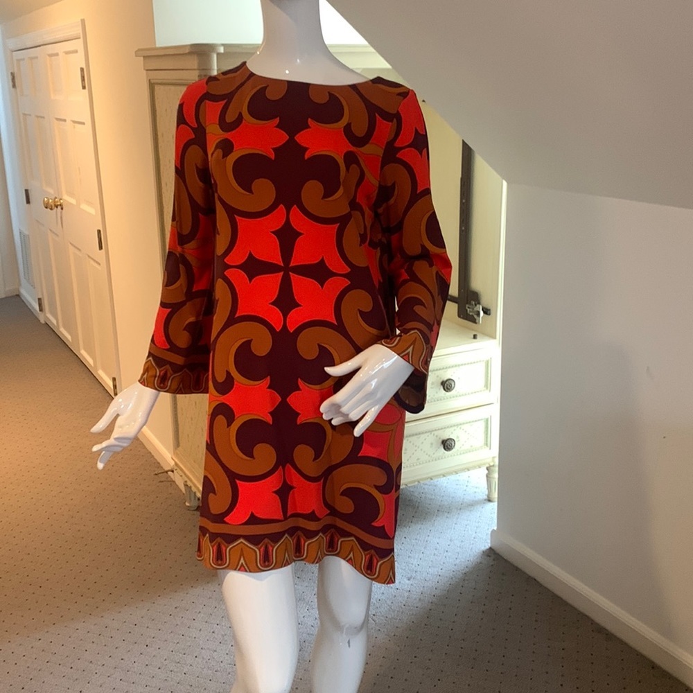 Nicole Miller retro 70s inspired orange printed silk mini dress w/bell sleeves